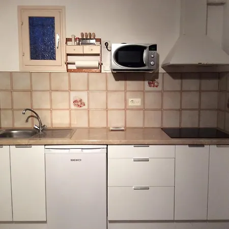 アパート Rez De Vue Panoramique フュリアニ